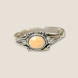 Vintage Sterling Silver Ring With Ornate Band & Peach-Colored Stone Accent Size